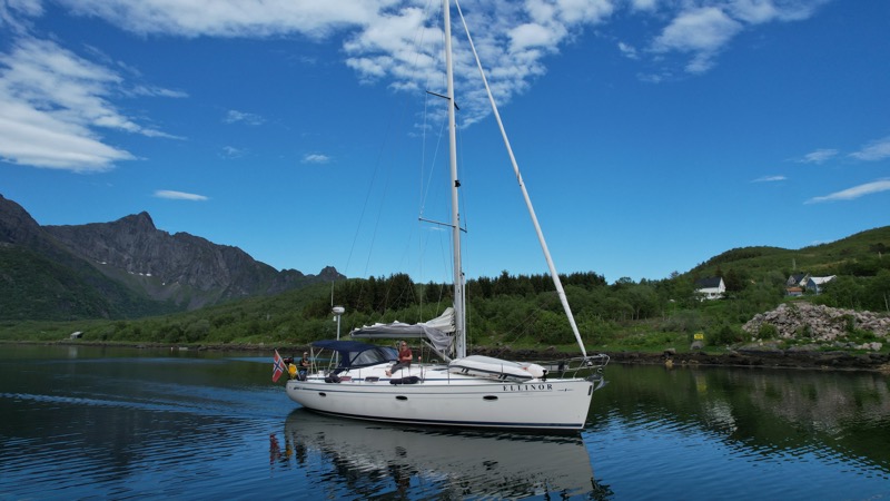 Aerial view of Ellinor sailing